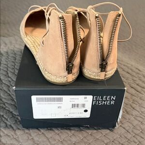 Eileen Fisher Women's Beige Espadrille Flats NWOT 9.5 Medium
